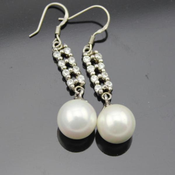 Fashion 925 Silver White 10mm Simulated Shell Pearl Earrings (E47)