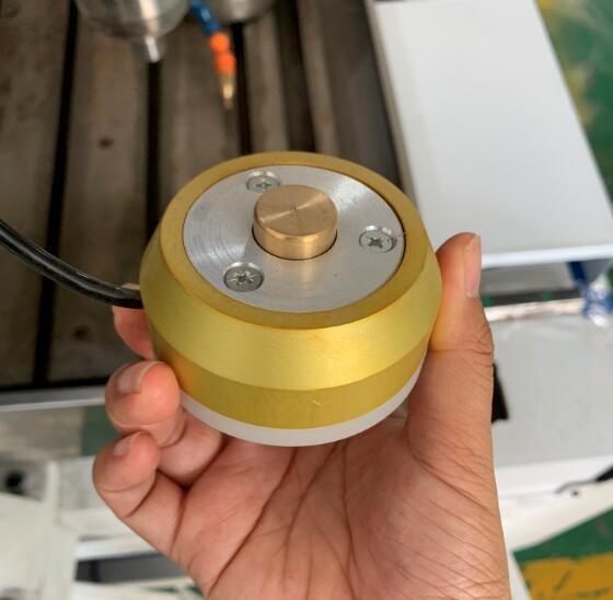 Craft Metal Mold CNC Router Metal Tabletop Die Cast Machine R-6040 for Steel Engraving Milling