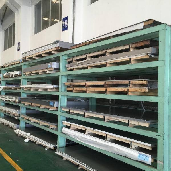 Lata de aço inoxidável laminada a frio S43932 AISI439 DIN1.4510 0,5-4mm Sistema de escape de automóveis de superfície 2D