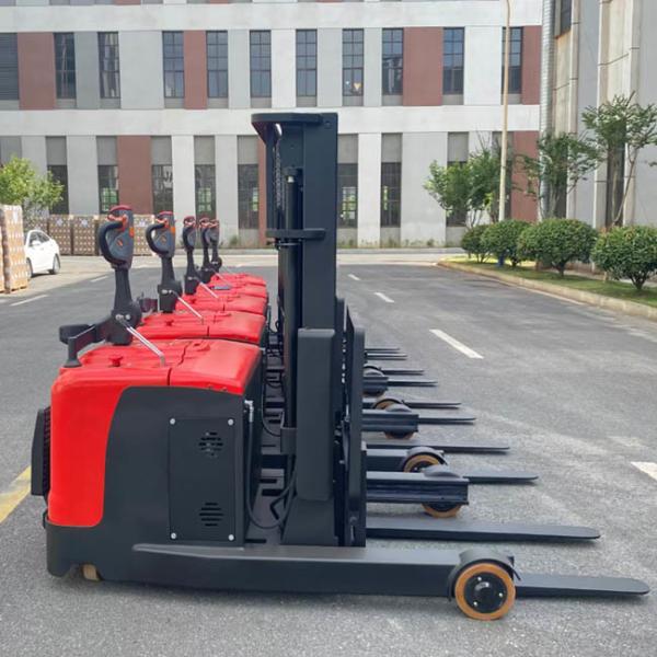 Red CQD15A-30 Walkie Stacker With Reach 1500kg Battery Reach Truck