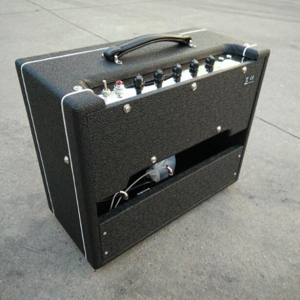 1*10 Eminence Celestion Speaker Vox Style Tube Guitar Amplifier Combo 15W