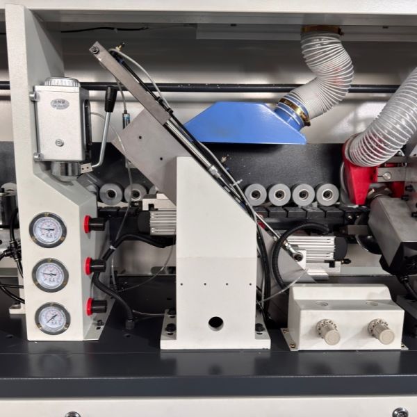 Máquina automática de canteado de muebles de madera con cortador de PVC y múltiples funciones