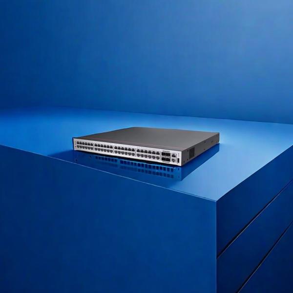 S5732-H48S6Q 44 GE SFP 4 10 GE SFP 6 40 GE QSFP Todos los interruptores ópticos con una sola potencia Diseño compacto y velocidad de transferencia de datos