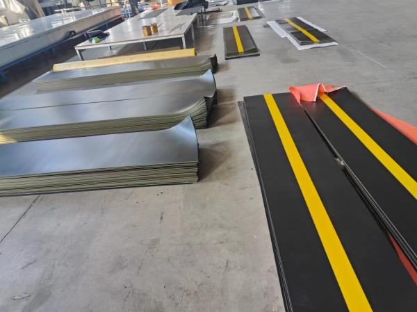 Factory Hot Model High-Speed Rolling Shutter PVC Door