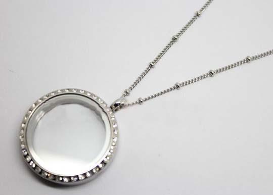 Tagor Jewellery Stainless Steel Glass Floating Locket Chain GLC008-Ball Station Chain