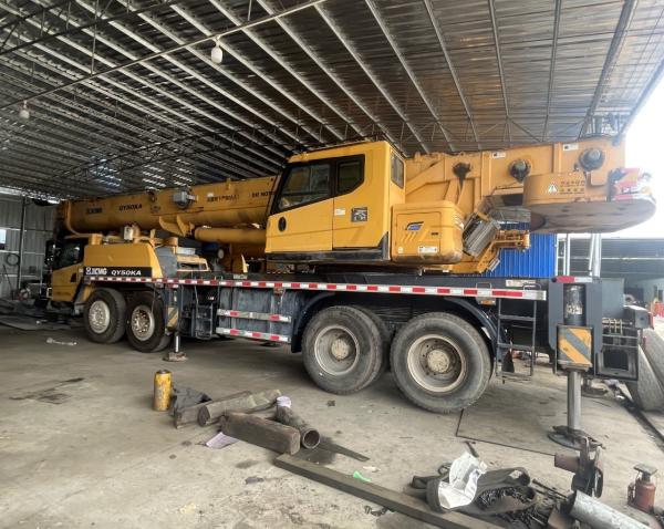 Maximum Lifting Height of 40m Xg 50t Mobile Crane for Your Construction Projects