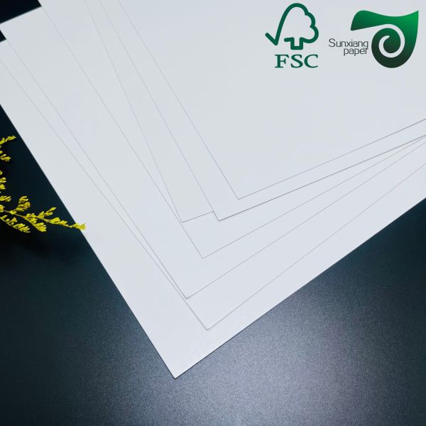 FSC 300gsm Single Sided Coated Paper High Folding Resistance For Food Packaging Takeaway Boxes