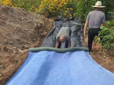 Flexible Cement Blanket Thin Durable Waterproof Concrete Layer For Erosion Control, Ditch Lining, Slope Protection