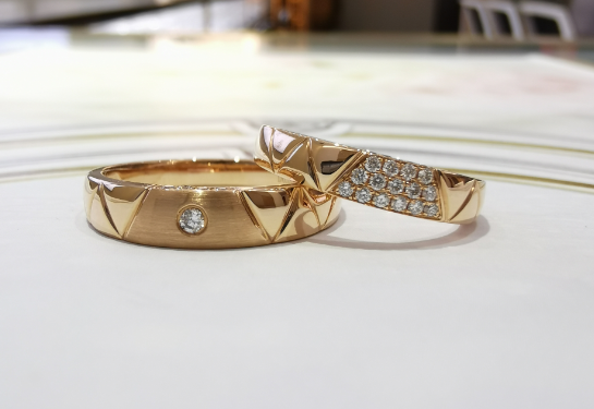 Fashion Jewelry OEM ODM Gold Engagement Couple Rings