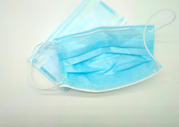 Non Irritating 3 Ply Disposable Face Mask One Time Operation Aluminum Nose Bridge