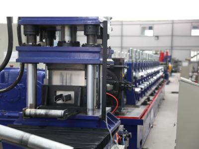 Rolo alto do Purlin da construção de aço do esforço que forma a máquina com corte automático