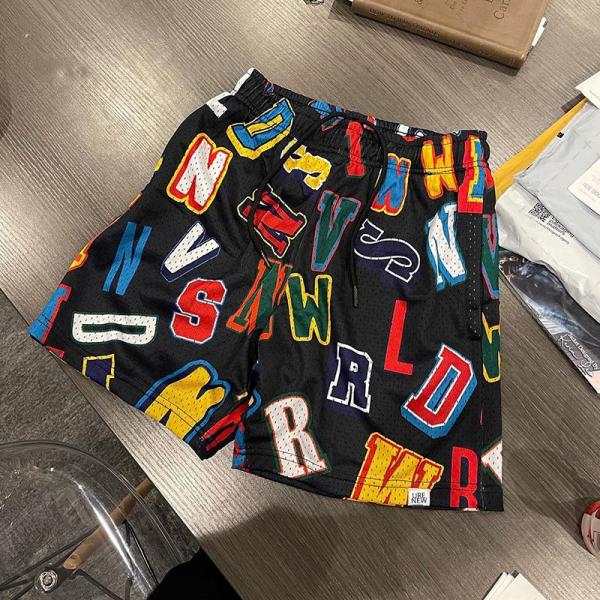 Logotipo personalizado Impresión de sublimación Corredor masculino ropa callejera deportiva media calzoncillos rápidos de acondicionamiento físico con malla de gimnasio 5 pulgadas Inseam