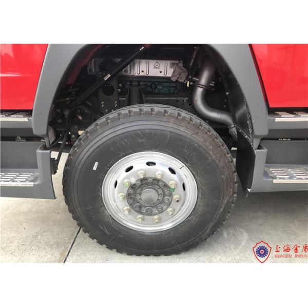 Пожарная машина 10180×2500×3650мм топливозаправщика воды шасси насоса ХОВО праймера поршеня