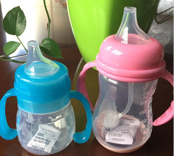 High Borosilicate Silicone Nipple Bottles With Breast Simulation Nipple , Heat Resisitant