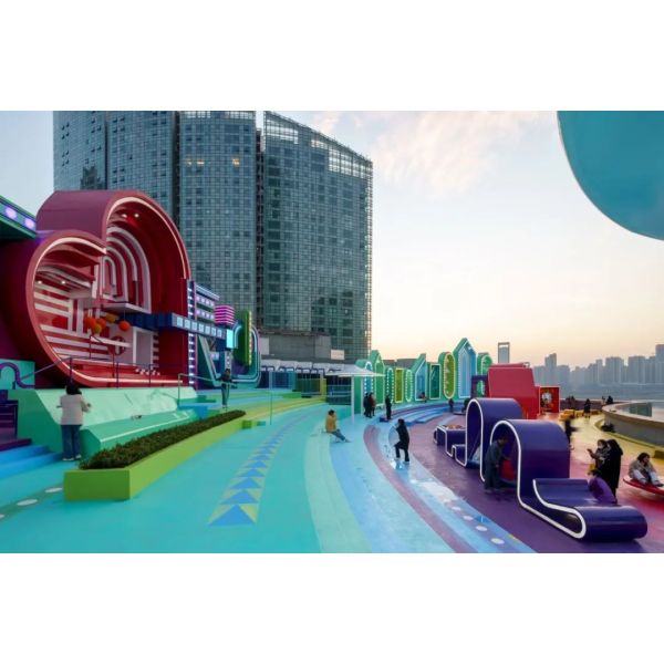 Rainbow-Themed Interactive Stainless Steel Sculpture - Customized Urban Art Installation for Public Spaces