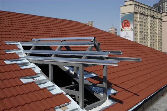 Современные классические плитки бежевый красный камень покрытая крыша плитка 0,50 мм AZ150 Алюцинковый основной металл 50 лет гарантия цвет на заказ