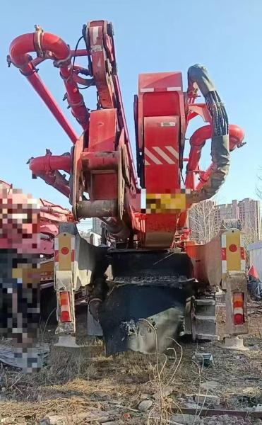 Sany 62m camion de pompe à béton sur châssis Mercedes-Benz avec puissance diesel et procédé d'usinage hydraulique