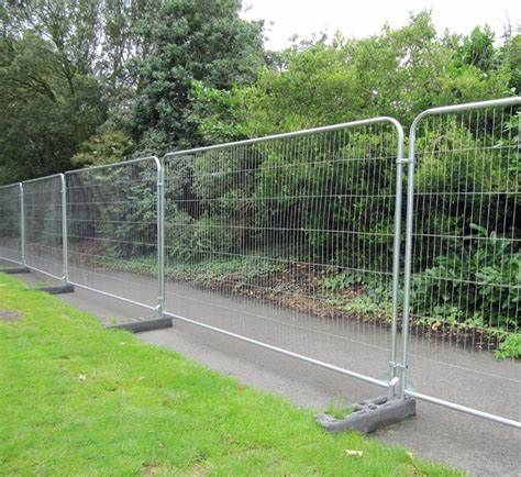 2m High By 3.5m Wide Temporary Steel Fencing Hot Dip Galvanized Metal