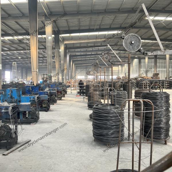 Custom Blue 18-Inch Dry Cleaner Wire Hangers Metal For Laundry Service