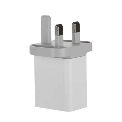 18W UK PD TRAVEL CHARGER TYPE-C  FAST CHRGER for Macbook compatible with HUAWEI QUICK CHARGE QC3.0/QC2.0