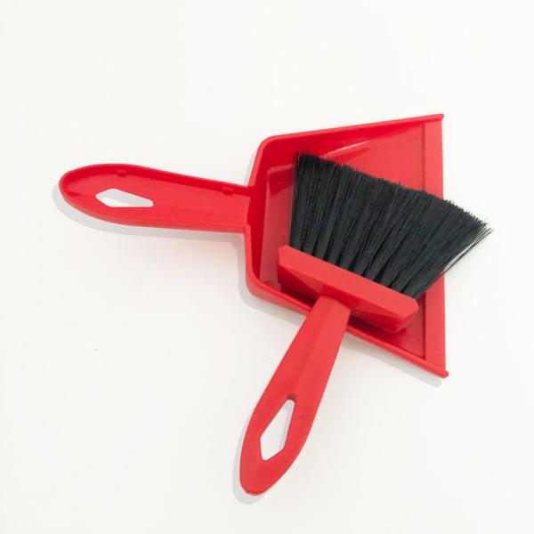 Portable 21.8x16.4x5.2cm Mini Dustpan Brush Set With Towel Household Broom