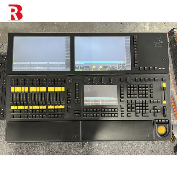 Light Motorized Screens Stable Lighting Console  In Huge Event