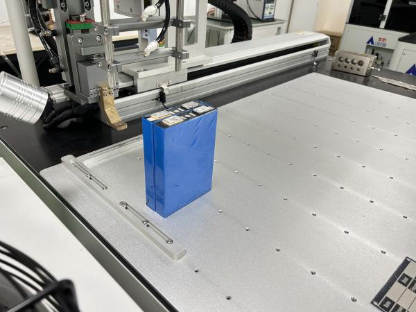 Portable Handheld Fiber Laser Welding Machine for Battery 1500W 1080*1404.5*2271.5mm 300kg
