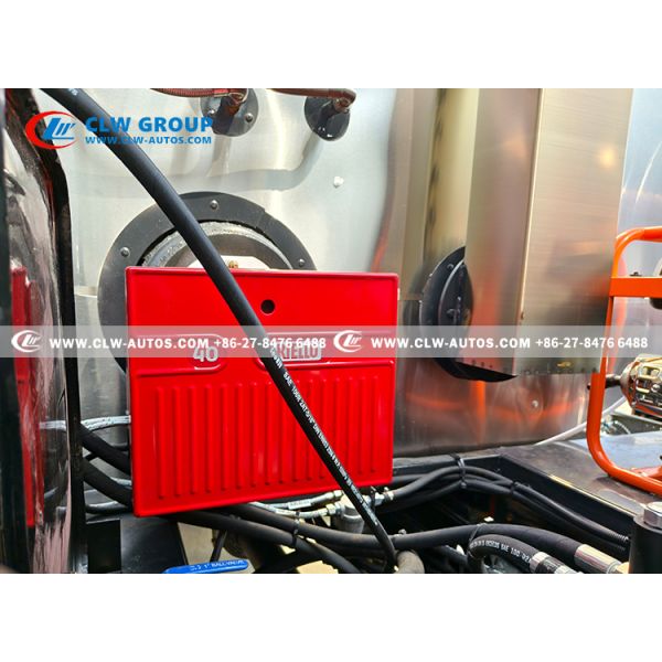 FAW J6L 350HP 12000L 4X2 Intelligent Asphalt Distributor Truck with Thermal Oil Heating System