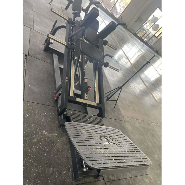 Hydraulic Precision-Start Series Plate Loaded Bio-mechanical Hack Squat Machine