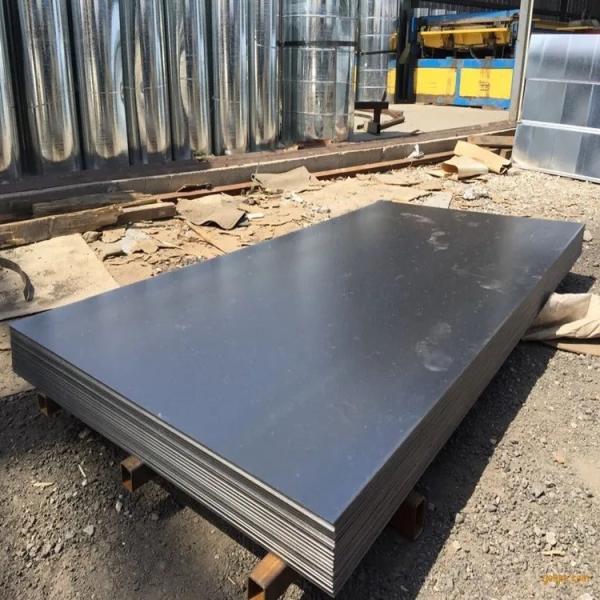 O passo Q345 laminado a alta temperatura médio da placa de aço carbono 2500mm de JIS personalizou