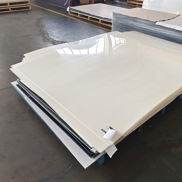 L'acrylique à haute brillance couvre le panneau de mur de douche de panneaux de bordure de baignoire 7mm