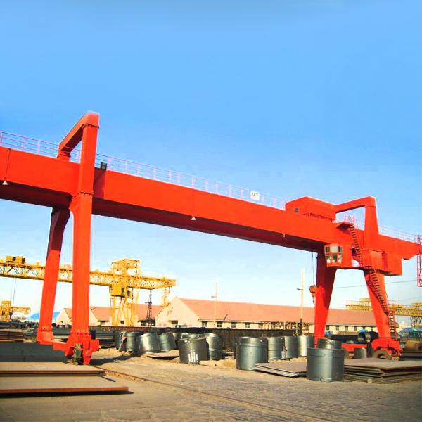 20 Ton Gantry Crane 40m Span Cabin Control 15M / MIN