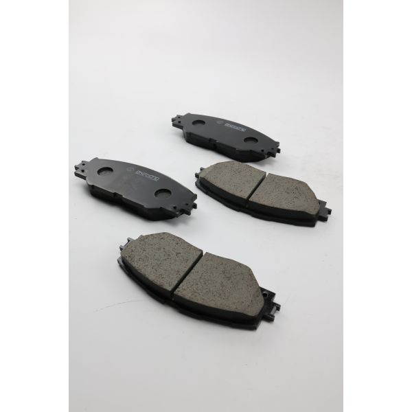 04465-42180 Akebono Front Brake Pads Standard For TOYOTA RAV4