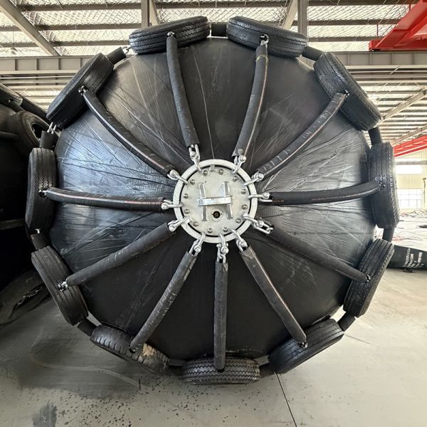 Pneumatic Fender Quick Inflation Deflation High Wear Resistance Low Daily Maintenance