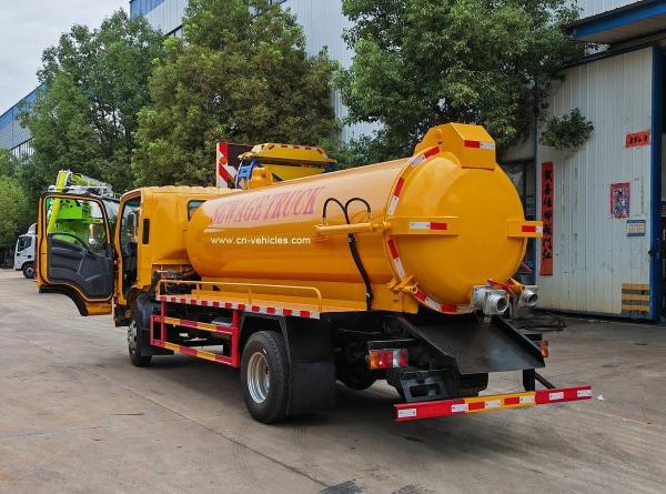 ISUZU 130HP 10cbm Mobile Sewage Suction Vehicle Vacuum Sludge Suction Truck