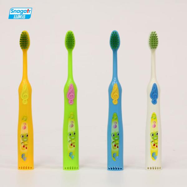 Crianças 3-6 anos de higiene oral da cor de borracha macia do punho da escova de dentes