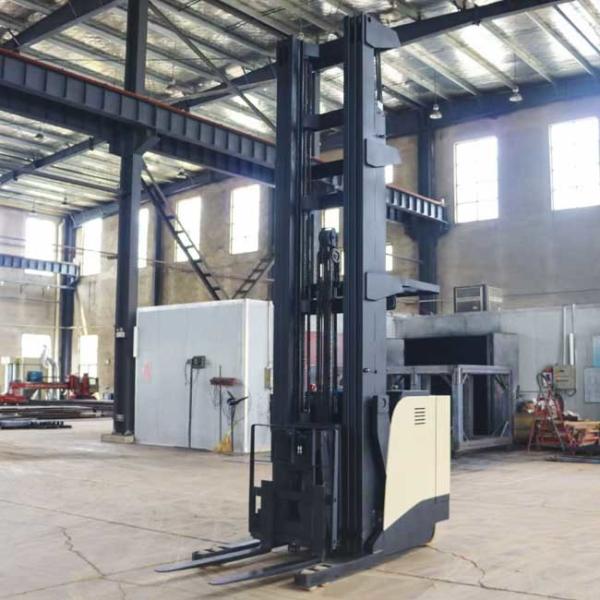 CQD16J 1.6T Battery Operated Reach Truck 1600kg Standing Type Triplex Mast