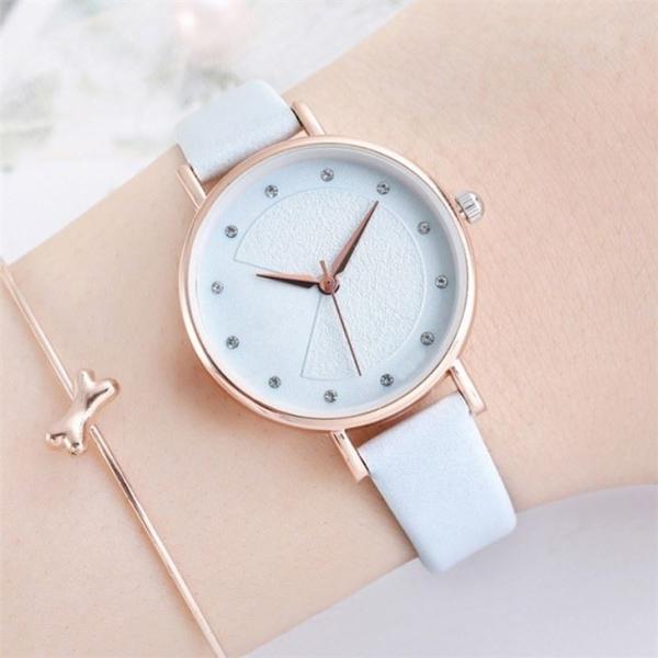 Simple Genuine Diamond Quartz Watch Antiscratch With 12mm Width Strap