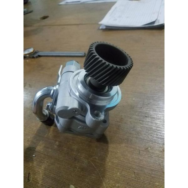 Насос усилителя руля алюминия УР5632600Д Мазда БТ50