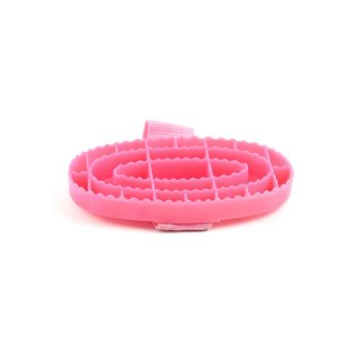 PE Hard Horse Grooming Brushes Horse Body Cleaning With A Fabric Ribbon