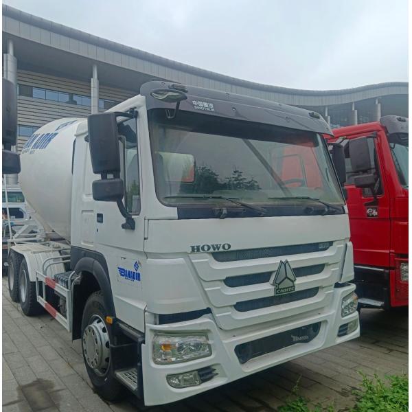 Hydraulic Steering 12m3 Concrete Mixer Truck with Sinotruk Chassis and 6x4 Drive Mode