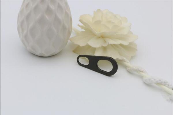 Top quality zinc alloy matte gunmetal color 38.4 mm oval shaped zipper puller design for clothing