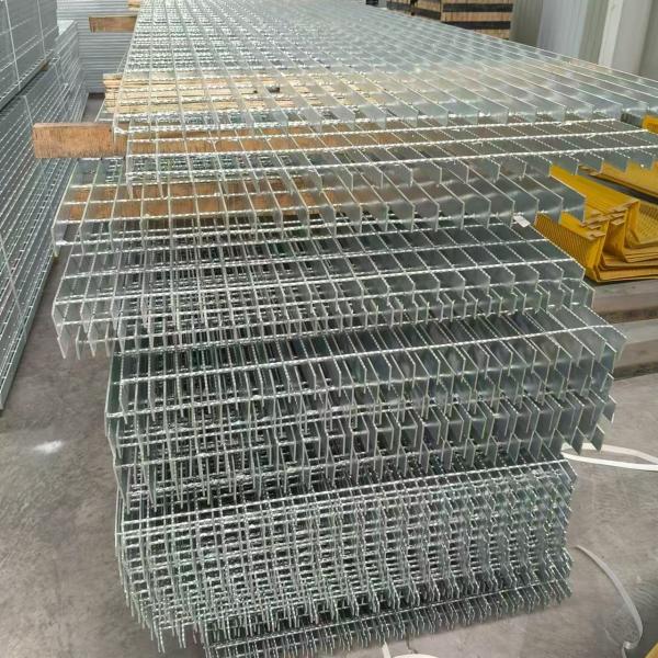 Industrial Steel Grating Manufactured According to YB/T4001-2007 Standard