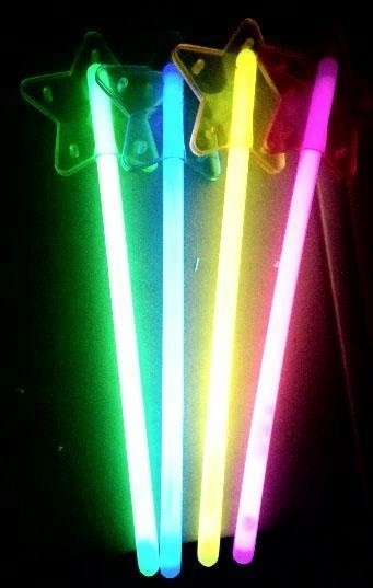 Non-toxic Glow Stick Wand for Christmas Festival Decoration Supplies at Christmas