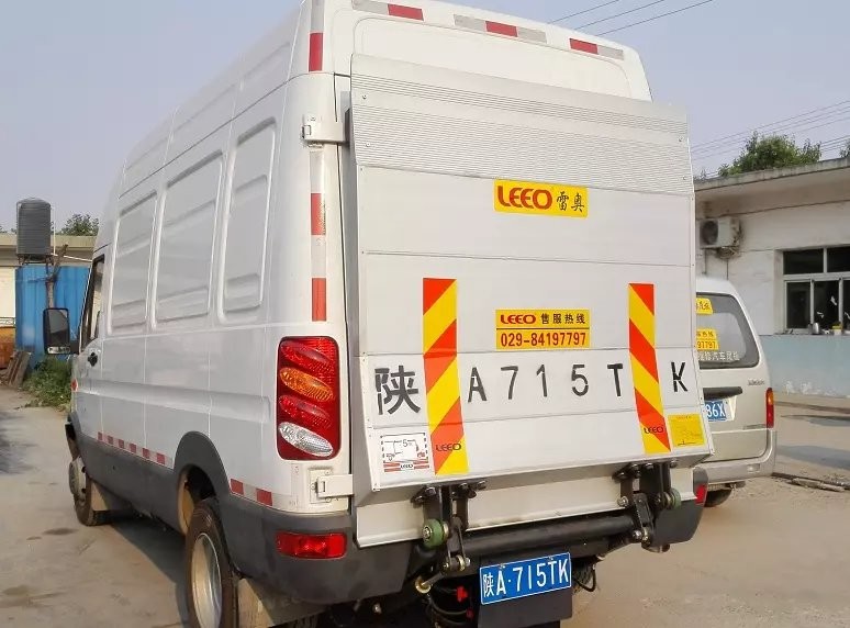 ворота подъема тележки 1700mm Lifter Tailgate 2,5 тонн гидравлический консольный