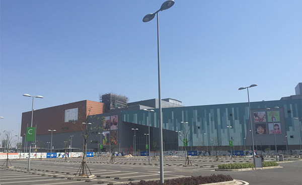 Столб уличного света предела текучести Mpa Поляка 235 места для стоянки заварки BS5135 6m светлый минимальный