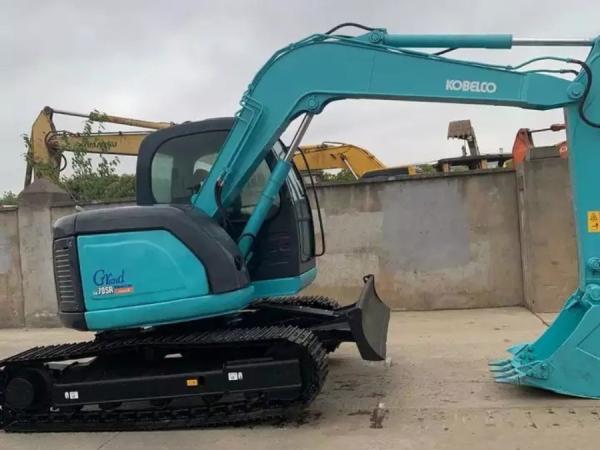 Kobelco SK70SR Mini Excavatrice à la seconde main Hydraulique Crawler 2200KW