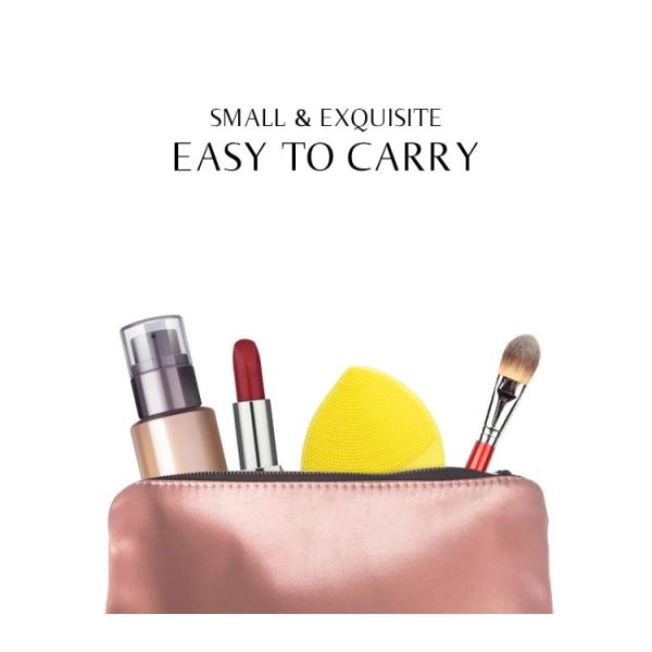 Food Grade Mini Silicone Facial Cleansing Brush ABS Material With USB Cable