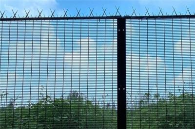 Bolts Included Garden 2.8mm Welded Wire Mesh Fencing Panels Pvc Coated Curved Design
