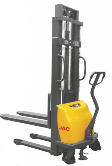 Straddle Legs Semi Electric Stacker Truck With Load Capacity 1.5 Ton CE Approval